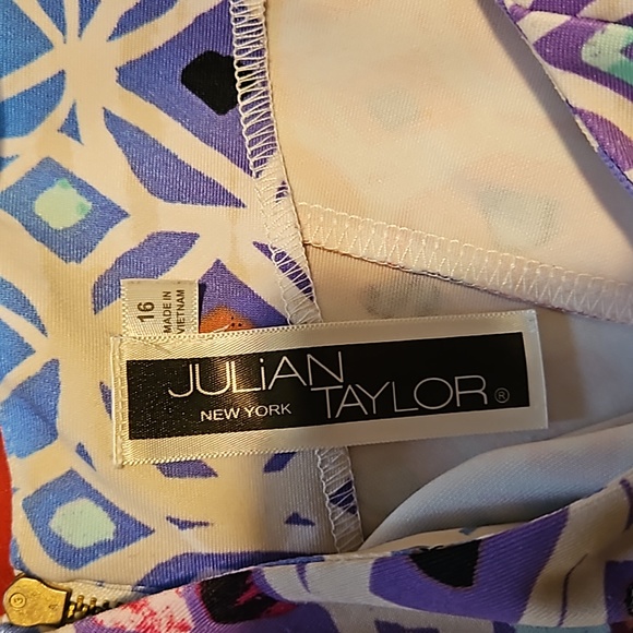 Colourful Julian Taylor dress - Picture 8 of 8